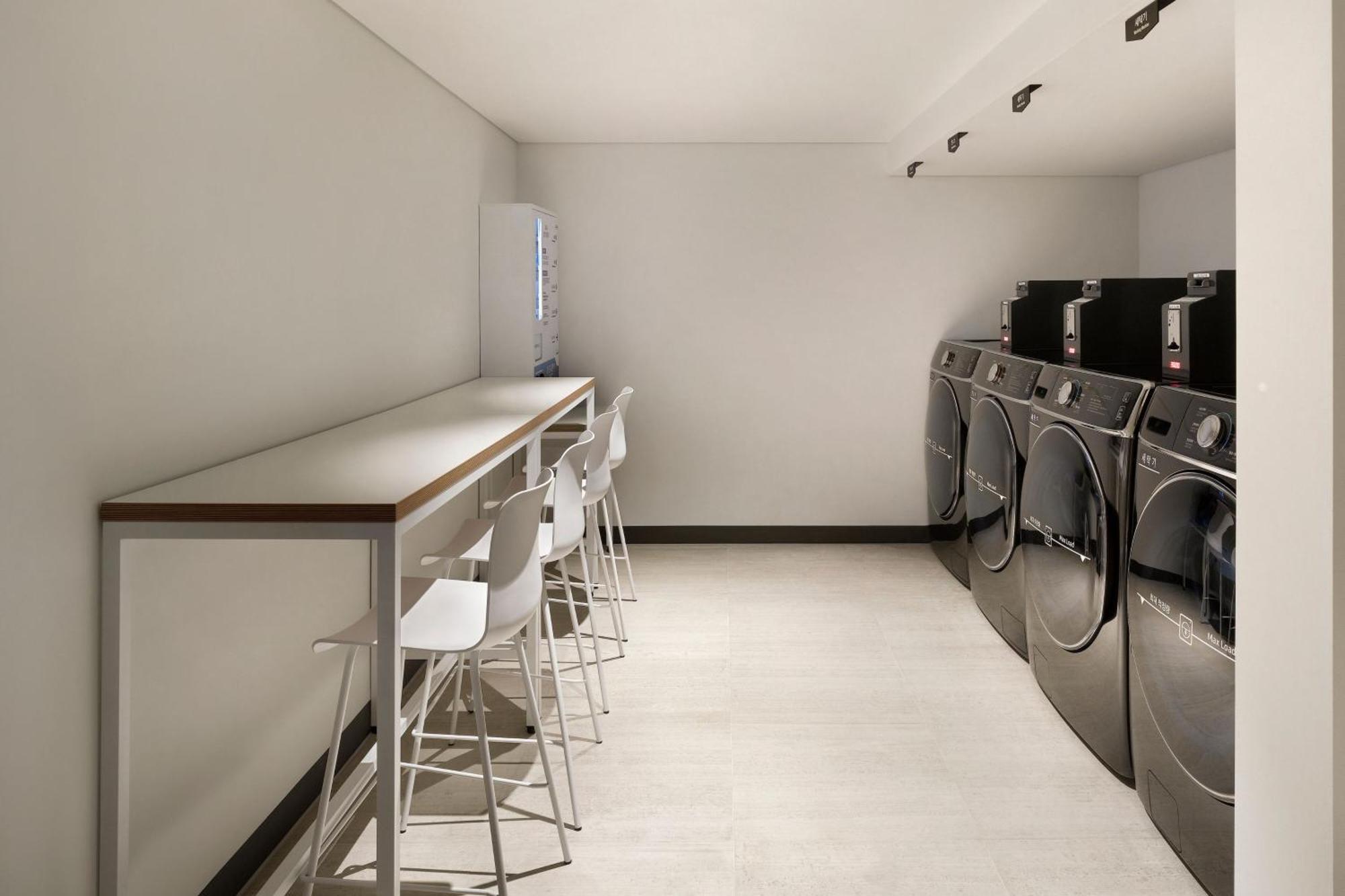 Four Points By Sheraton Сувон Екстер'єр фото
